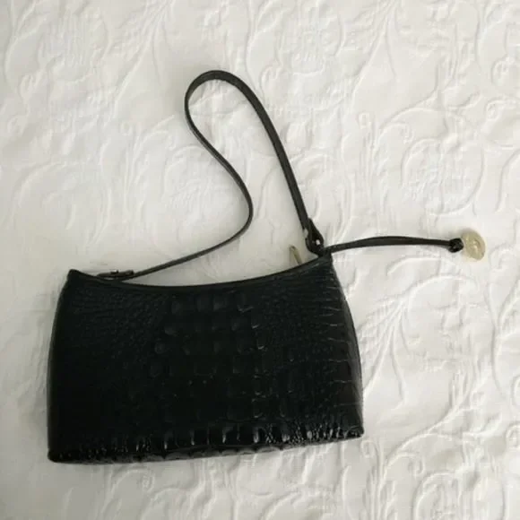NWOT Brahmin Black Crocodile Shiny Leather Shoulder Bag - Picture 2 of 12